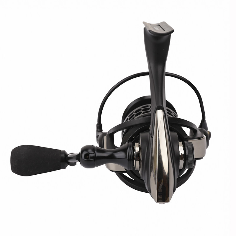 بكرة صيد دوارة ذات تجويف عميق  - مراجعة Spinning Reel وسعره