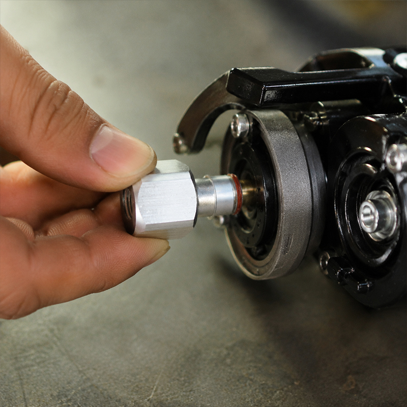 أداة متكاملة من سبائك الألومني - مراجعة Fly Reel وسعره